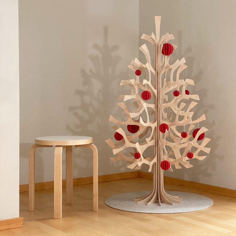 The Original Lovi Baubles on Lovi Spruce 120cm, bright red, wooden 3D puzzles