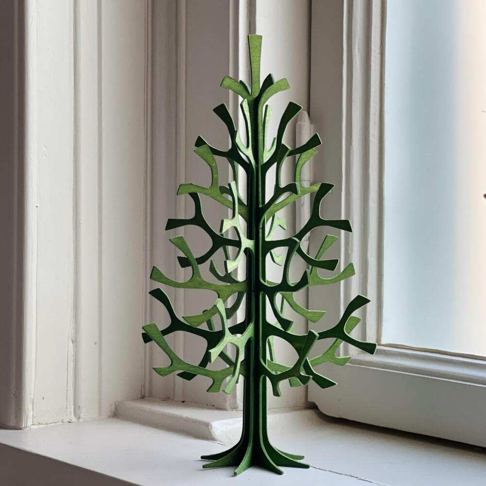 Lovi Spruce 25cm, wooden Christmas tree on the windowsill. Color forest green.