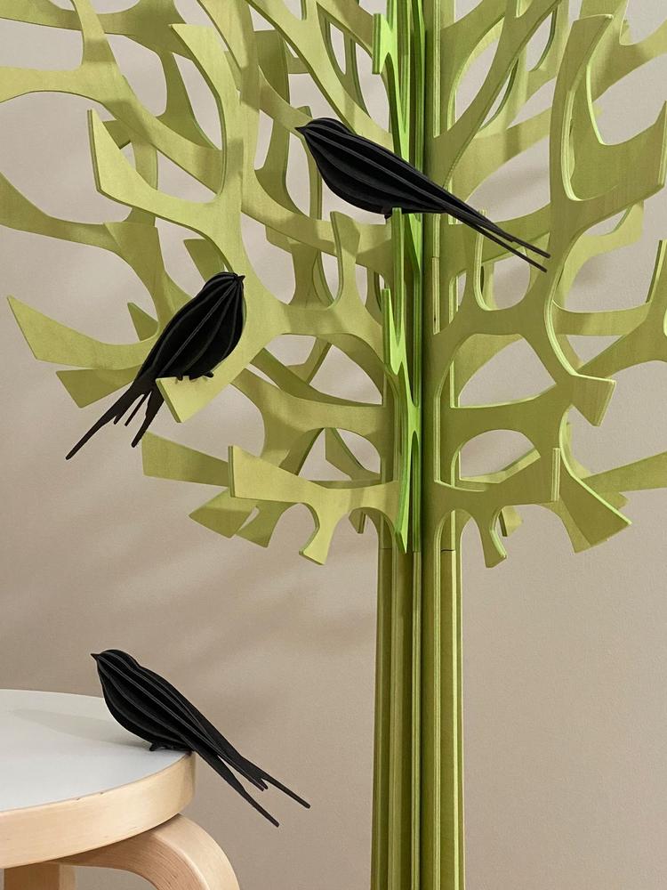 Lovi Tree 135cm pale green and Lovi Swallows 15cm black