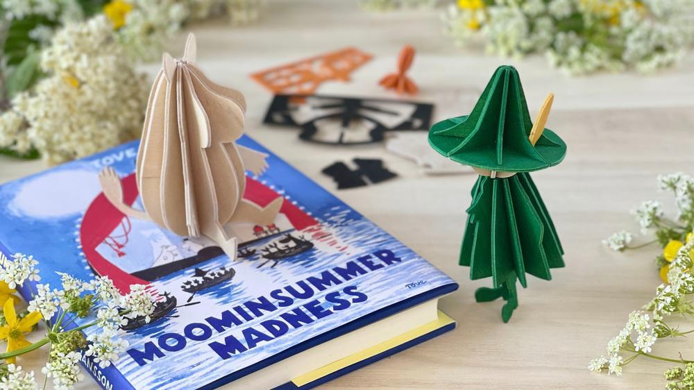 Moomintroll, Snufkin and Little My by Lovi with Moominsummer madness book