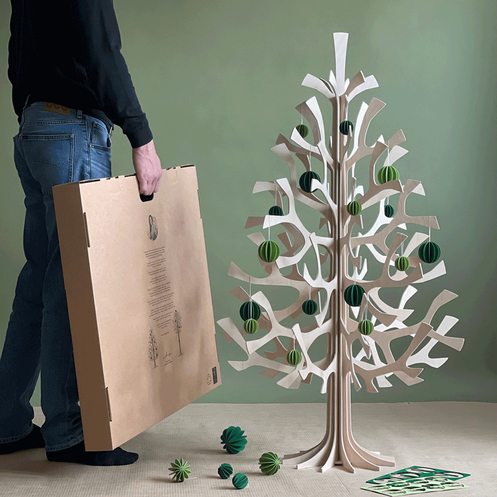 Bigger Lovi Tree or Spruce can be easy-to-send gift too.

