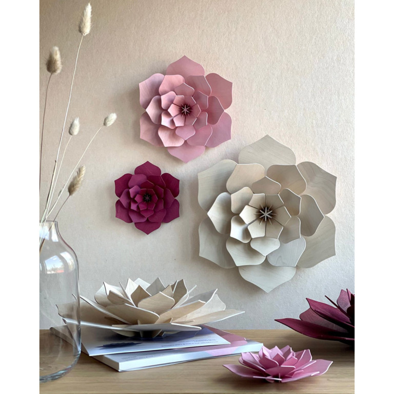 Wooden Lovi Decor Flowers on the wall and on table.