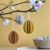 Wooden Lovi Eggs 7cm hanging on the branch