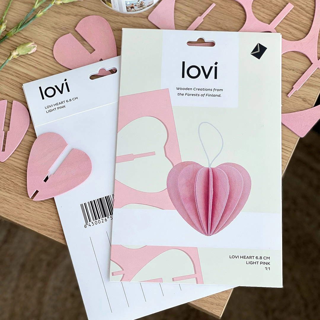 Lovi Heart is easy-to-send gift for mom.