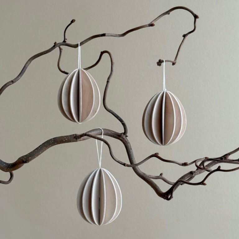 Lovi Eggs 7 cm, 3 pcs, wooden Easter eggs hanging on the branch. Natural wood.